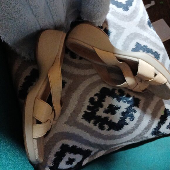 Free Spirit Slide on Sandals size 9M - Picture 5 of 5